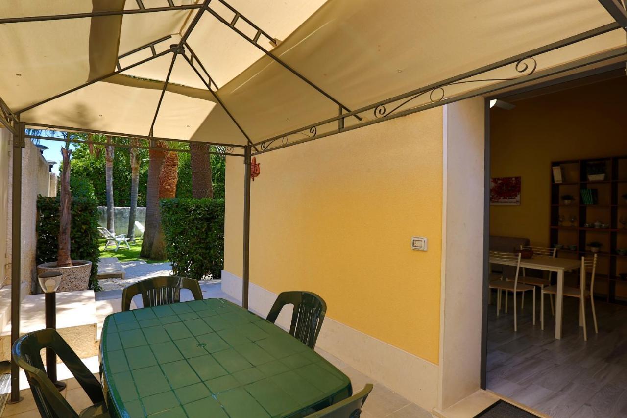 Re Sole La Dependance - Casa Vacanza M E R C U R I O Avola Exterior photo